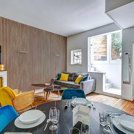 Fabulous Terrace In Flat At Champs-elysees * Paris
