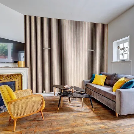 Fabulous Terrace In Flat At Champs-elysees Apartment *